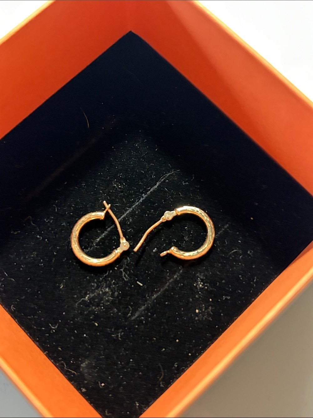 14 k Gold Small Hoop Earrings - Elegant Everyday Hoops